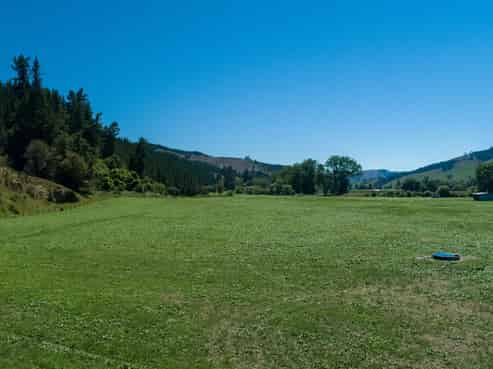 10 Tadmor-Bushend Road, Tasman