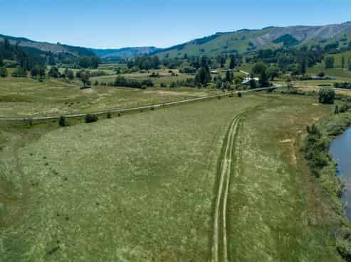 10 Tadmor-Bushend Road, Tasman