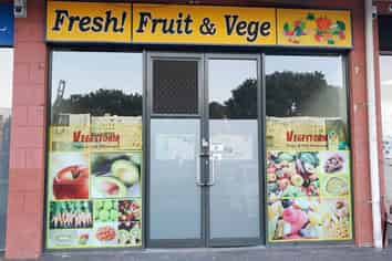 Owners Loss, Buyers Gain! Under GV!