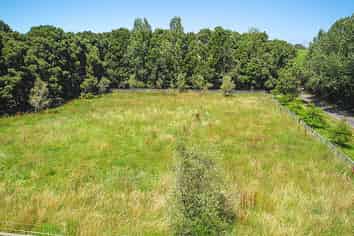 167 Kina Beach Road, Tasman