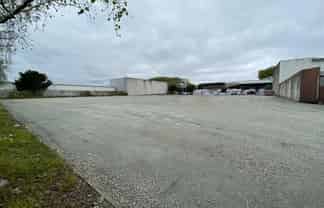 CBRE: Central Yard for Lease