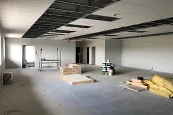 170M2 OFFICE AT MEGA CENTRE