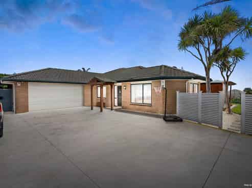 138 Fahey Road, Bombay