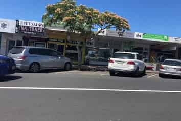 PERFECT LITTLE BIRKENHEAD SHOP