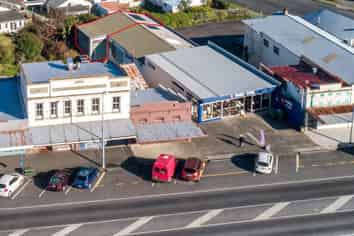 Large workshop off main street - for lease