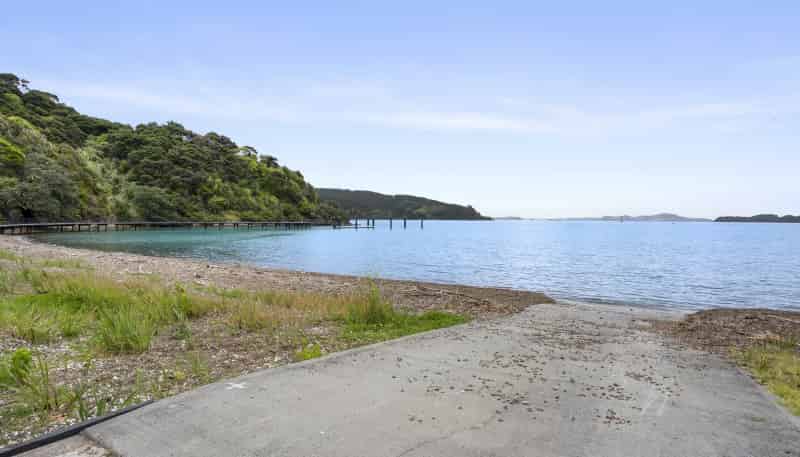 250 Paroa Bay Road, Russell