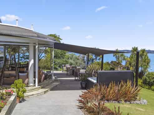 6169B Russell Whakapara Road, Russell