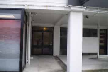 Nice first floor office unit in Railway Avenue