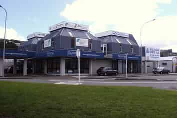 Nice first floor office unit in Railway Avenue