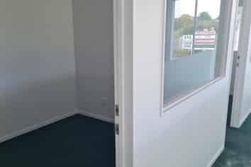 HIGH PROFILE MAIN ROAD FRONTAGE