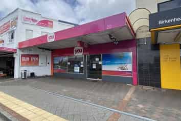 High profile Birkenhead retail   
