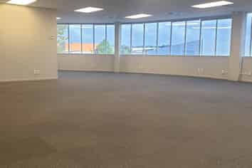 A-GRADE OFFICE - FREE RENT FOR THE RIGHT TENANT!