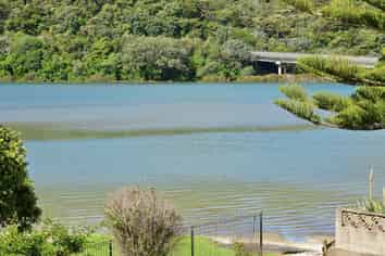 1G/25 Weranui Road, Waiwera