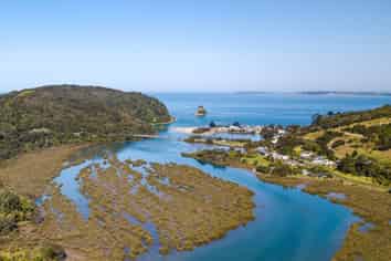 1G/25 Weranui Road, Waiwera