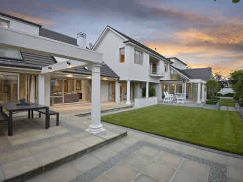 16 Mayfly Lane, Northwood