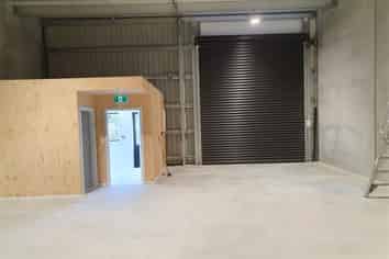 New Bell Block Workshop For Lease