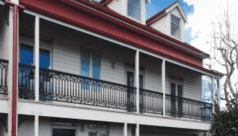 b/1 Banff Avenue, Epsom