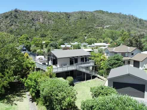 112 Winslow Place, Matarangi