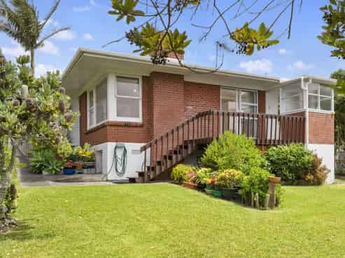 3/619 Beach Road, Rothesay Bay