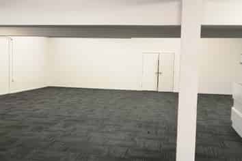 Clean office / retail                                                                          