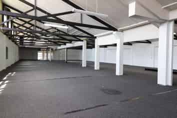 Northcote Warehouse/Showroom!