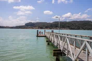 700 Te Waitere Road, Taharoa