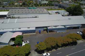 CARR ROAD TRADE RETAIL