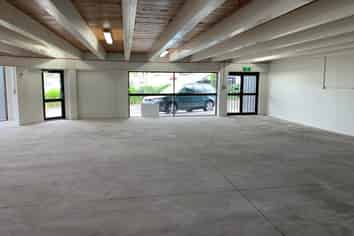 176M² STODDARD RETAIL