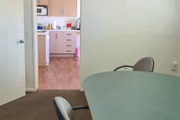 First Floor Office Suite - Kelvin St