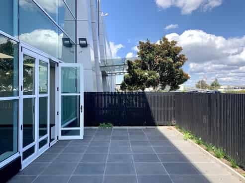 Newly Refurbished in Premium Industrial Estate 