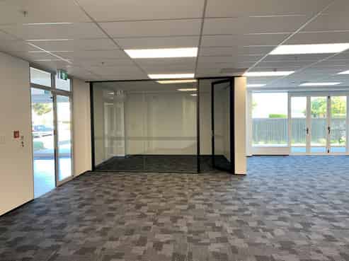 Newly Refurbished in Premium Industrial Estate 