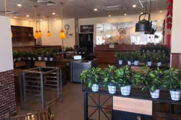 High profile Restaurant/Retail opportunity!