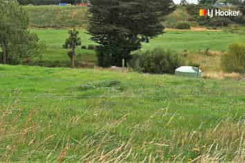 . Monmouth Street, Hampden