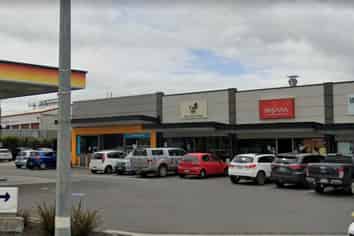 89.65M2 RETAIL - TAKANINI
