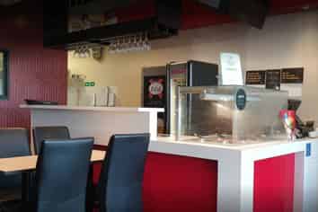 89.65M2 RETAIL - TAKANINI