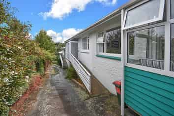 20C Meadow Street, Mornington