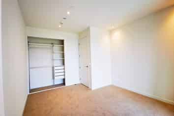 223B Green Lane West, Epsom