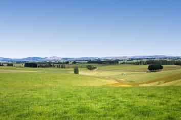 667 Paisley Road, Greenfield