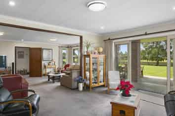 667 Paisley Road, Greenfield