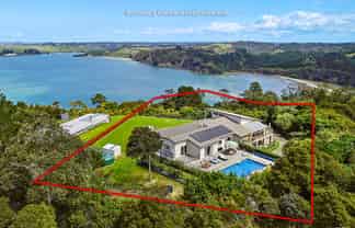 170 Wade River Road, Whangaparaoa