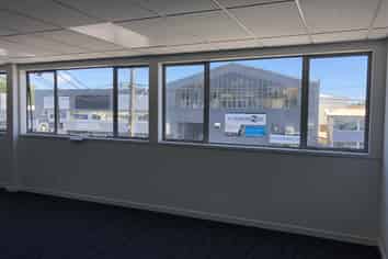 Newly refurbished shared office space in Mt Roskil