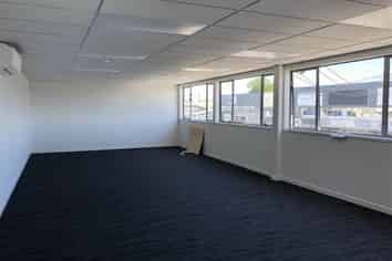 Newly refurbished shared office space in Mt Roskil