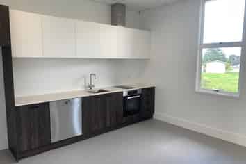 Refurbished First Floor Office with Car Parks