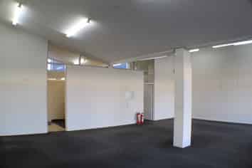 Great store or office in Terrace End 