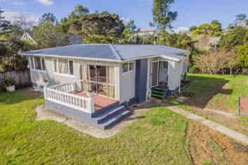 4-6 Candia Road, Swanson