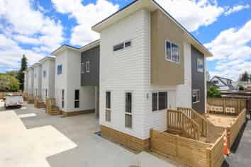 4/47 York Street, Hamilton East