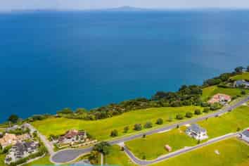 331 Pinecrest Drive, Gulf Harbour