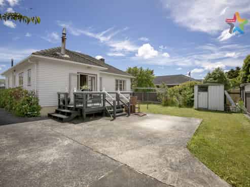 78 Hall Crescent, Epuni