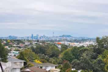 56C Juniper Road, Sunnynook