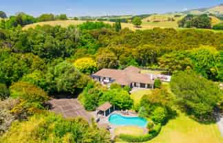 94 Fergusson Gully Road, Cambridge